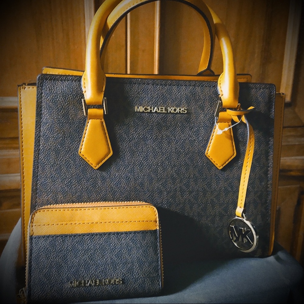 Michael Kors Purse
